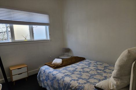 Photo of property in 2/24 West End Road, Herne Bay, Auckland, 1022