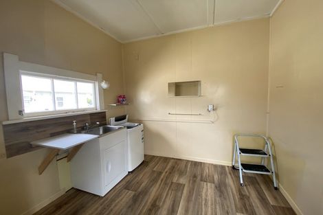 Photo of property in 32 Bedford Street, Eltham, 4322