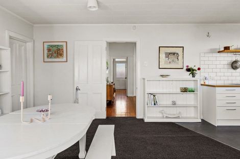 Photo of property in 95 Wellesley Road, Napier South, Napier, 4110