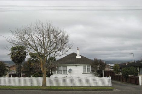 Photo of property in 130 Winchester Street, Levin, 5510