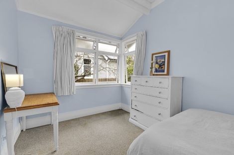 Photo of property in 8 St Michaels Avenue, Point Chevalier, Auckland, 1022