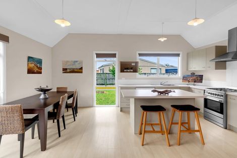 Photo of property in 7 Crosher Place, Silverdale, Hamilton, 3216