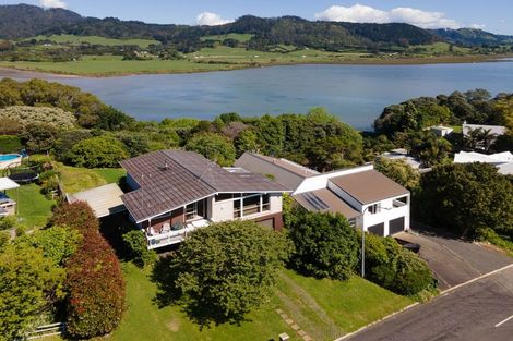 Photo of property in 5 Moana Drive, Tanners Point, Katikati, 3177