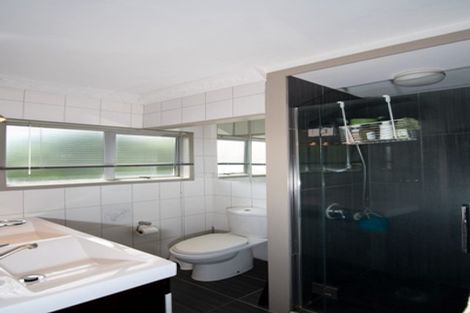 Photo of property in 16 Waikaremoana Place, Pakuranga Heights, Auckland, 2010