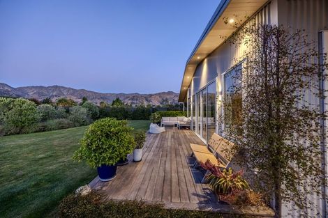 Photo of property in 21 Sam John Place, Lake Hawea, 9382