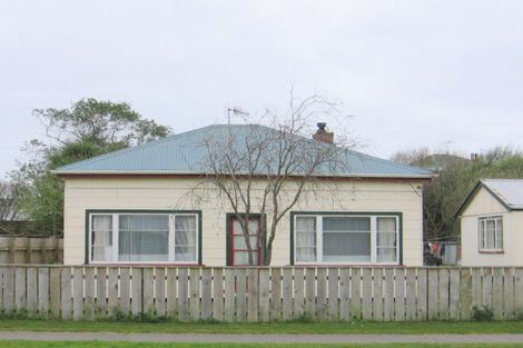 Photo of property in 1 Frances Street, Foxton, 4814