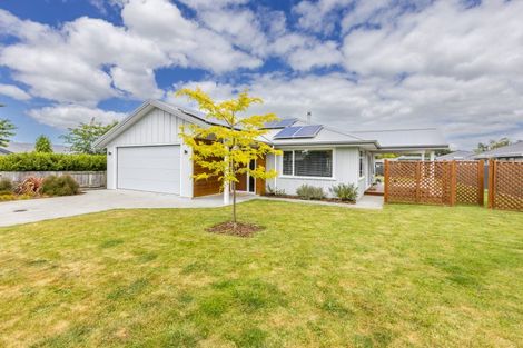 Photo of property in 16 Dee Street, Otane, 4202