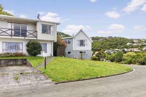 Photo of property in 18 Govind Grove, Ngaio, Wellington, 6035