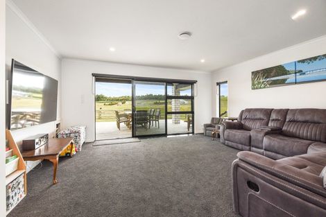 Photo of property in 66 Todd Duncan Drive, Hamurana, Rotorua, 3096