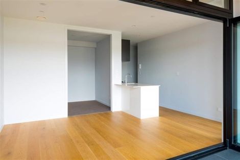 Photo of property in Frank Sargeson Apts, 402/80 Anzac Street, Takapuna, Auckland, 0622