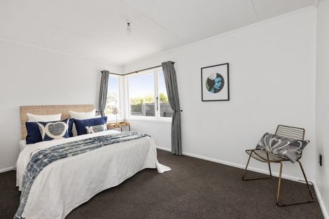 Photo of property in 19 Shrimpton Road, Haumoana, 4102