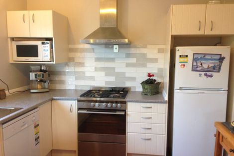 Photo of property in 27 Rauparaha Street, Waikanae Beach, Waikanae, 5036