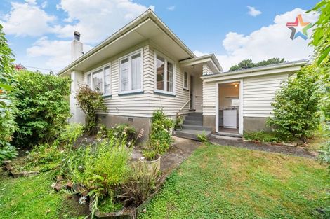 Photo of property in 32 Maymorn Road, Te Marua, Upper Hutt, 5018