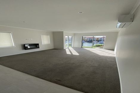 Photo of property in 19 Rue D' Amarres, Gulf Harbour, Whangaparaoa, 0930