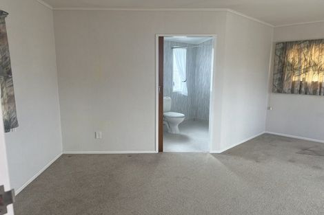 Photo of property in 26 Bernard Street, Chedworth, Hamilton, 3210