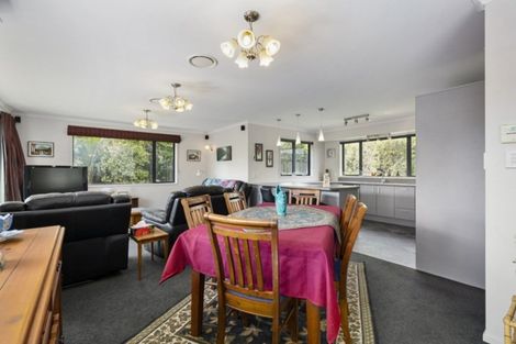 Photo of property in 12 Adrien Way, Awapuni, Palmerston North, 4412