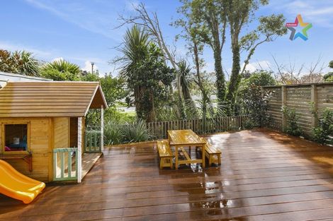 Photo of property in 15 Glen Evans Crescent, Fairfield, Lower Hutt, 5011