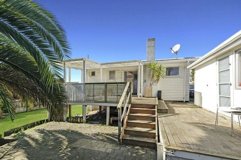 Photo of property in 12 Nield Road, Manurewa, Auckland, 2102