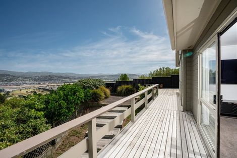 Photo of property in 82 Beacon Hill Road, Strathmore Park, Wellington, 6022