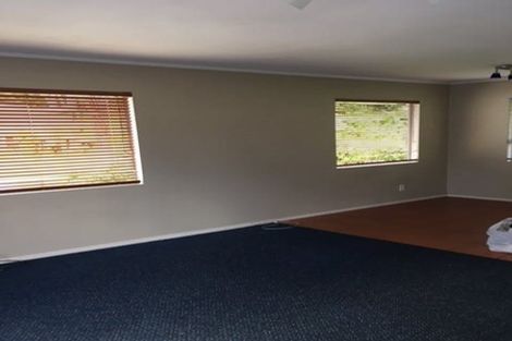 Photo of property in 10 Dakota Avenue, Beach Haven, Auckland, 0626