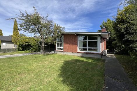 Photo of property in 4 Newbridge Place, Ilam, Christchurch, 8041