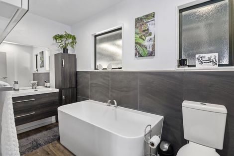 Photo of property in 17a Martin Avenue, Wakefield, 7025