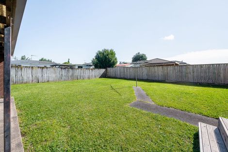 Photo of property in 3 Thornton Place, Melville, Hamilton, 3206
