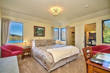 Photo of property in 16 Panners Way, Queenstown, 9300