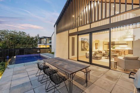 Photo of property in 27 Idris Road, Fendalton, Christchurch, 8052