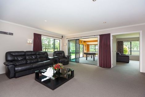 Photo of property in 225a Kairau Road, Brixton, New Plymouth, 4373