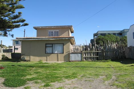 Photo of property in 8 Hunia Terrace, Himatangi Beach, Foxton, 4891