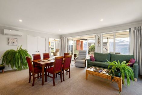 Photo of property in 12 Jarrett Terrace, Leamington, Cambridge, 3432