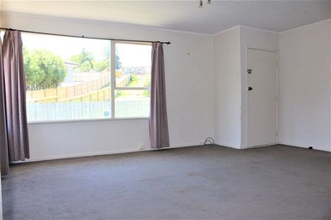 Photo of property in 25 Hewlett Road, Massey, Auckland, 0614