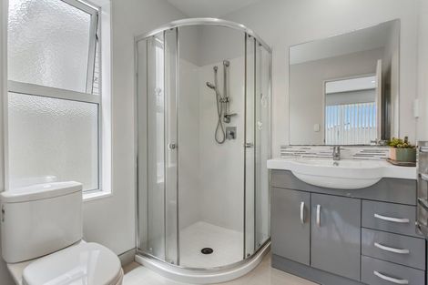 Photo of property in 235b Porchester Road, Takanini, 2112