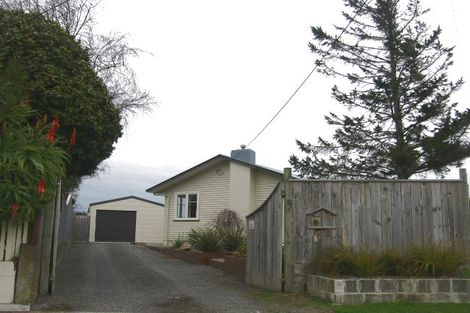 Photo of property in 10 Fox Place, Cloverlea, Palmerston North, 4412