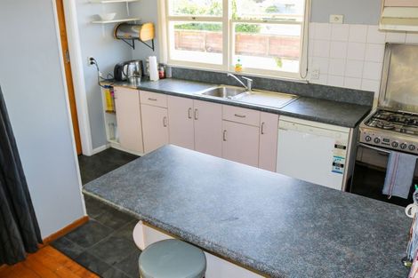 Photo of property in 32 Taward Street, Oamaru North, Oamaru, 9400