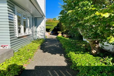 Photo of property in 3/53 Hanlon Crescent, Narrow Neck, Auckland, 0624