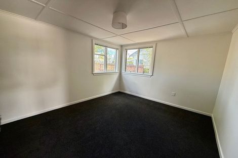 Photo of property in 212 Beach Haven Road, Beach Haven, Auckland, 0626
