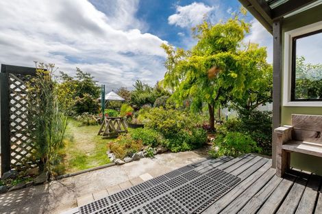 Photo of property in 8 Moorhouse Street, Waimate, 7924