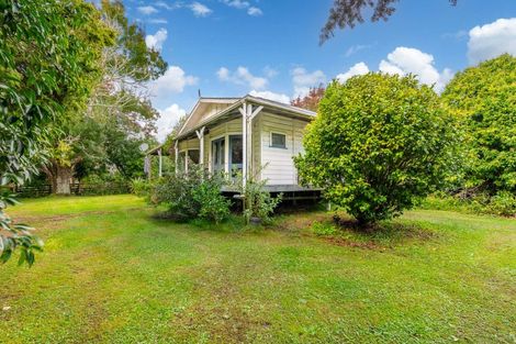 Photo of property in 1021 Kahikatea Flat Road, Waitoki, Kaukapakapa, 0871