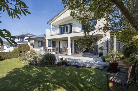 Photo of property in 33 The Crescent, Waihi Beach, 3611
