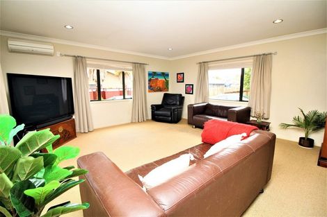 Photo of property in 6 Valleyside Way, Pukekohe, 2120