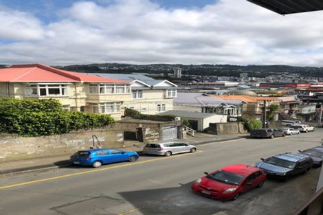 Photo of property in 76 Brougham Street, Mount Victoria, Wellington, 6011