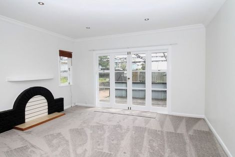 Photo of property in 1/224 Onewa Road, Birkenhead, Auckland, 0626