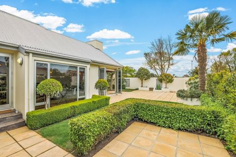 Photo of property in 24 Crombie Green, Northwood, Christchurch, 8051