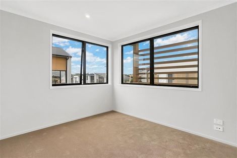 Photo of property in 17 Pukewhero Rise, Westgate, Auckland, 0614