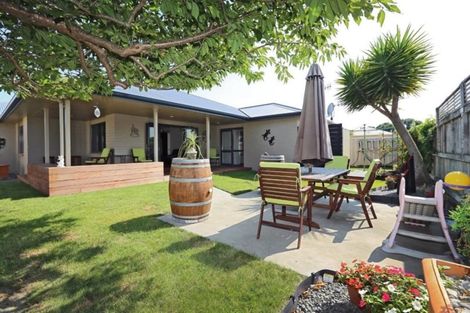 Photo of property in 202 Frimley Oaks, Frimley, Hastings, 4120