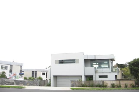 Photo of property in 80a Bleakhouse Road, Howick, Auckland, 2014