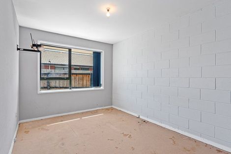 Photo of property in 2/121 Hay Street, Bromley, Christchurch, 8062