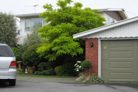 Photo of property in 32 Reading Street, Upper Riccarton, Christchurch, 8041